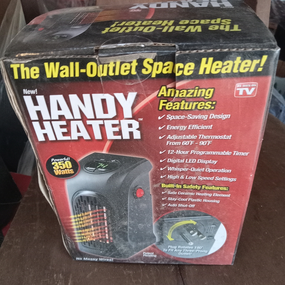 Wall-Outlet Space Heater - Black